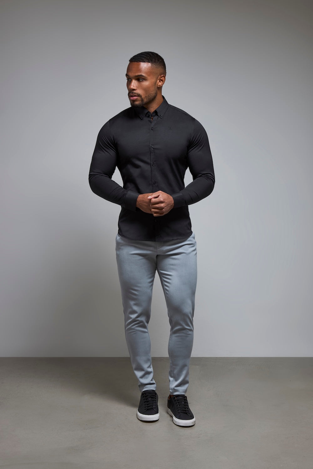 Muscle Fit Signature Shirt 2.0 in Black