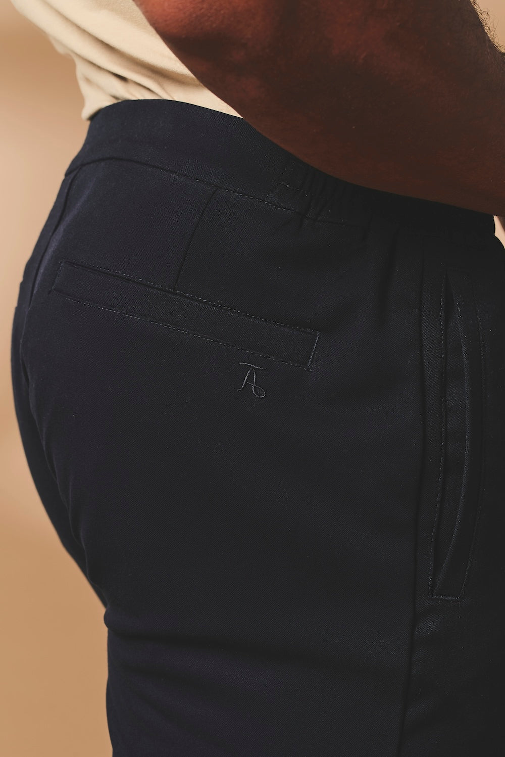 Smart Shorts in Navy