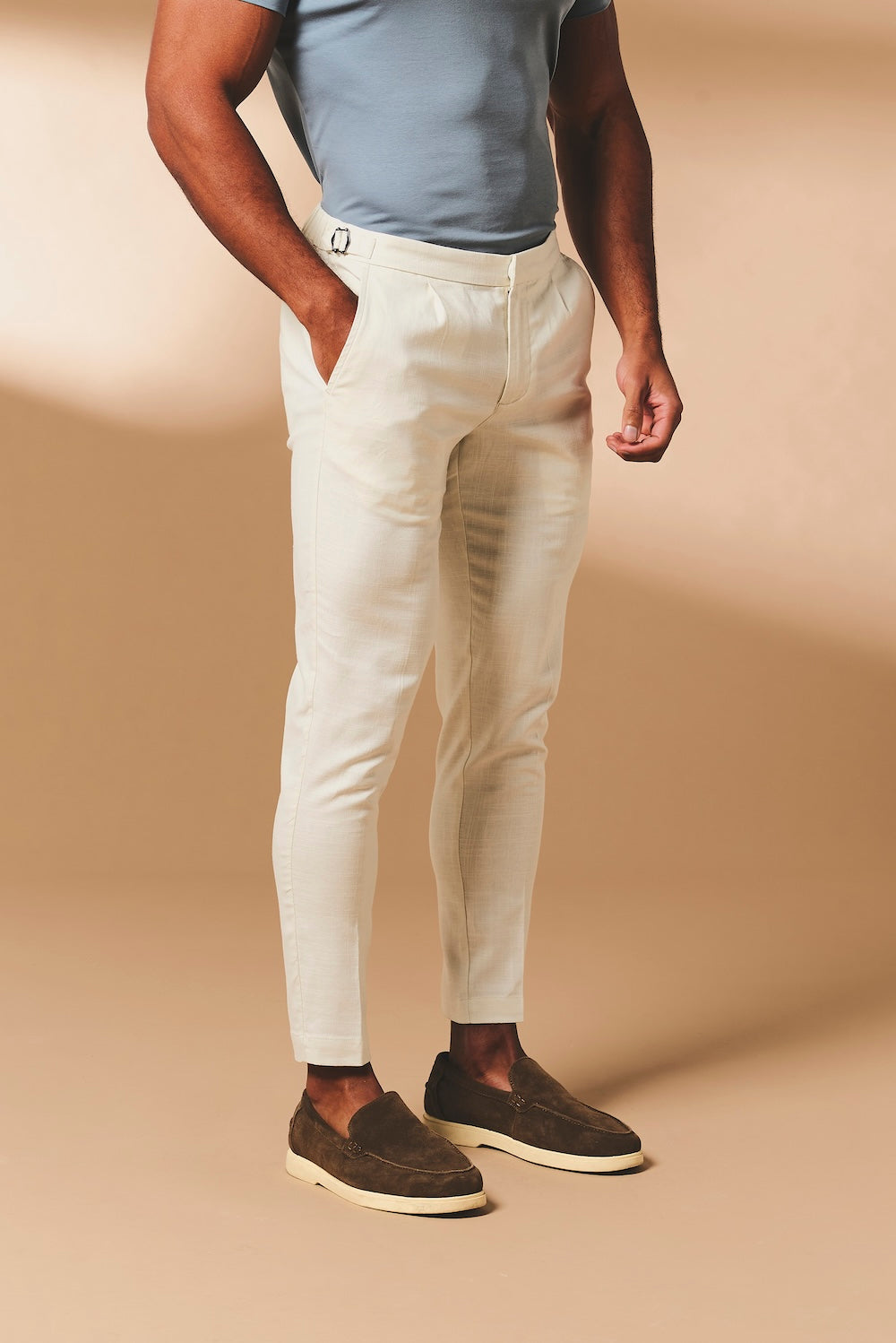 Stretch Linen Blend Cropped Pleated Trousers in Chalk