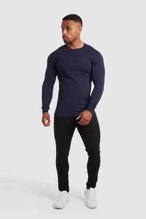 Muscle Fit T-Shirt in Navy - TAILORED ATHLETE - ROW