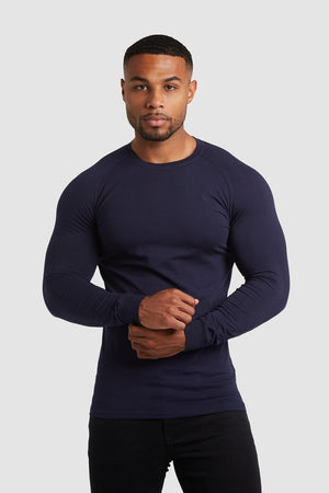 Muscle Fit T-Shirt in Navy - TAILORED ATHLETE - ROW