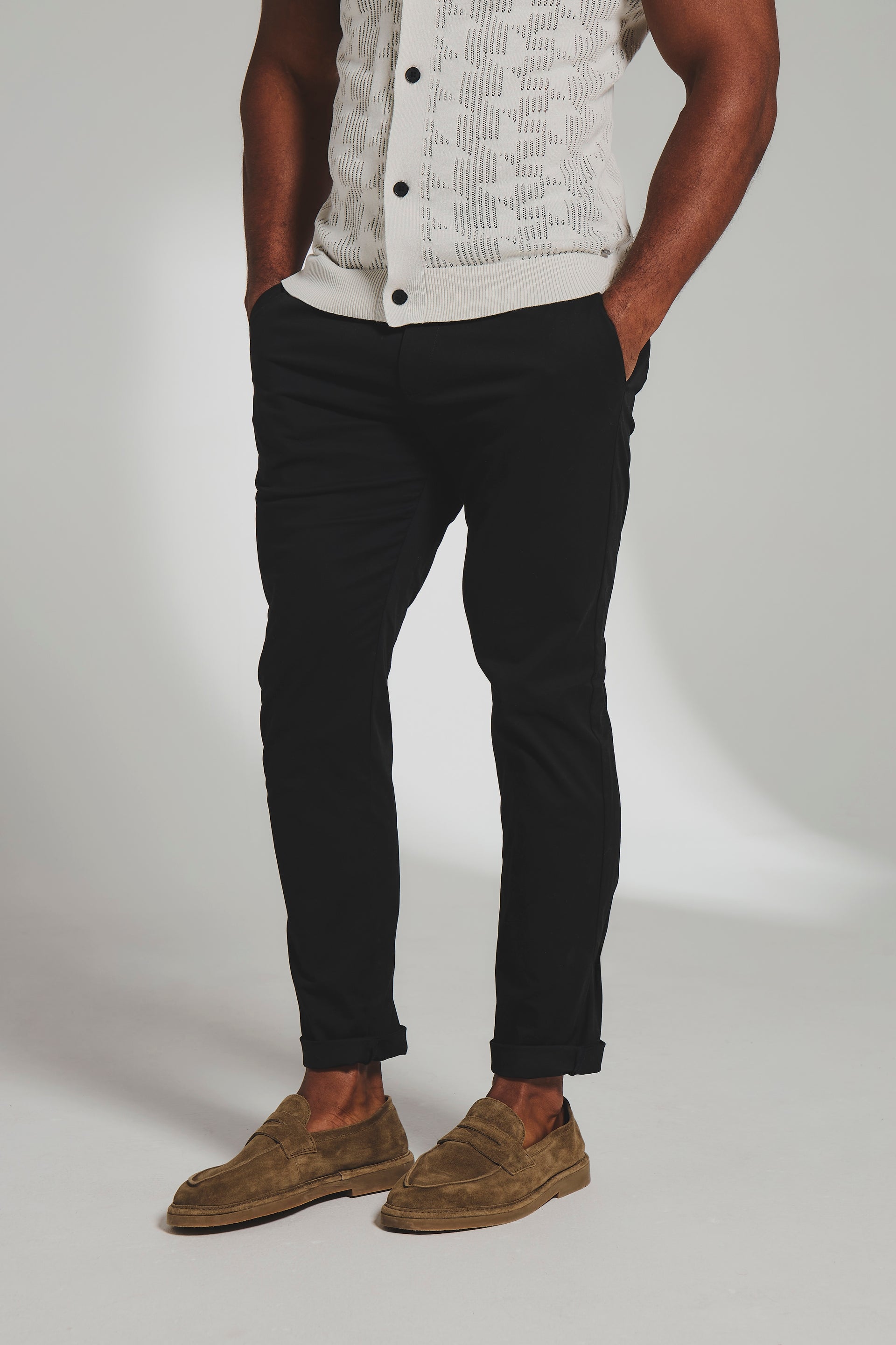 Muscle Fit Cotton Stretch Chino Trouser in Black