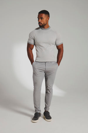 Muscle Fit Cotton Stretch Chino Trouser in Pale Grey