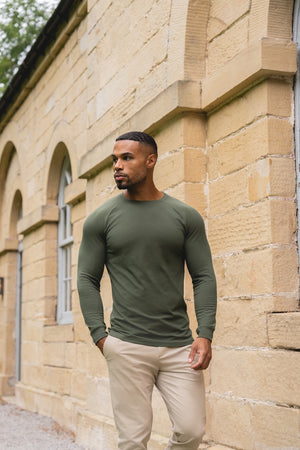 Muscle Fit Long Sleeve T-Shirt in Khaki