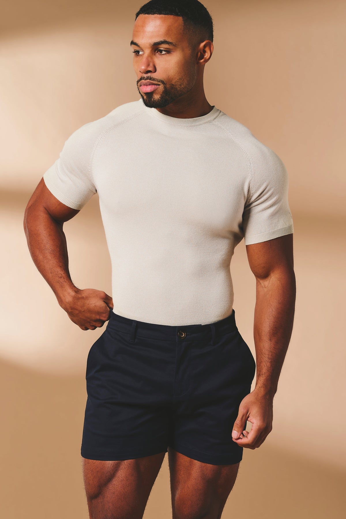 Muscle Fit Stretch Chino Shorts - Shorter Length in Navy