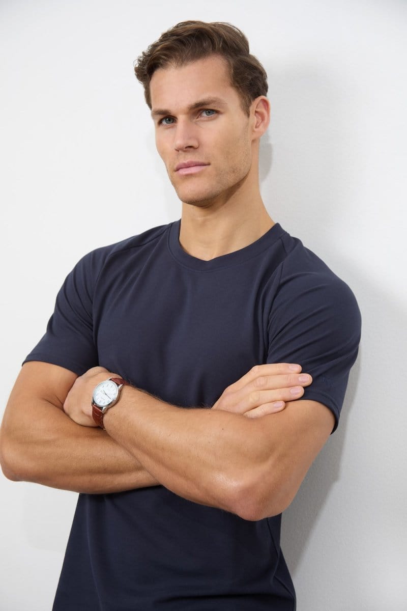 Textured Jersey T-Shirt in Navy - TAILORED ATHLETE - ROW