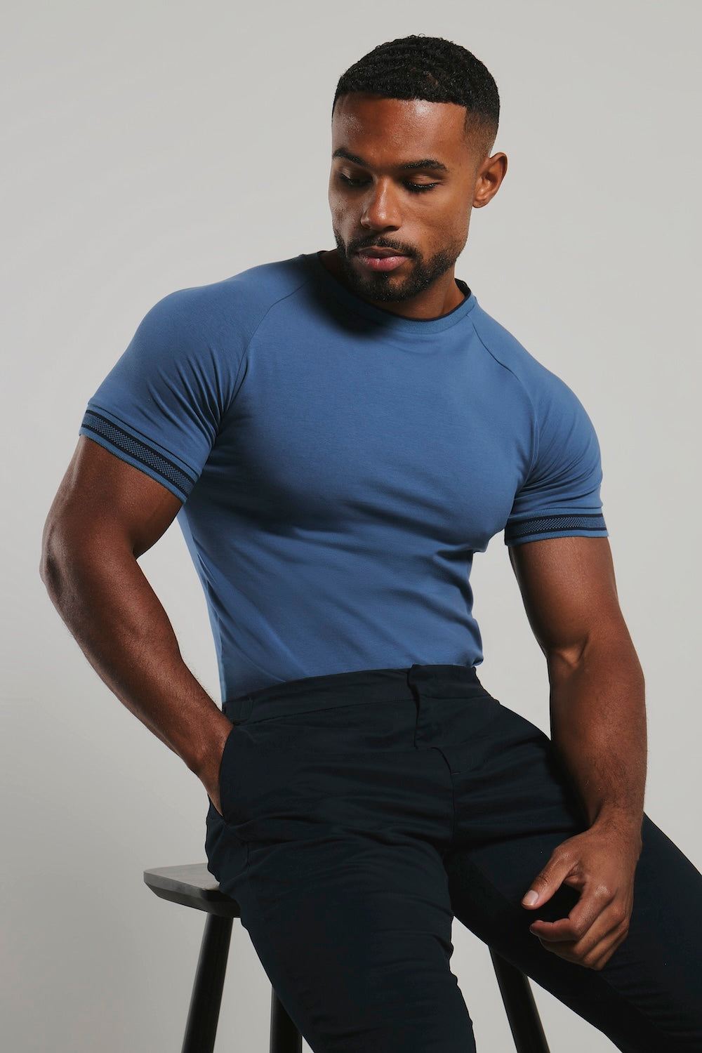 Tipped Fashion Fit T-Shirt in Airforce and Navy