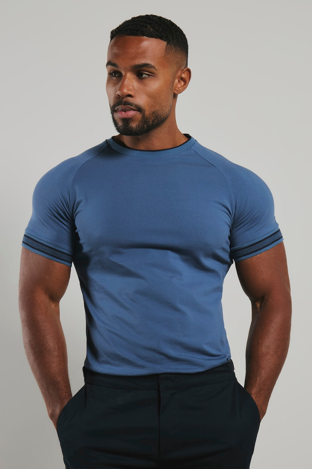 Tipped Fashion Fit T-Shirt in Airforce and Navy