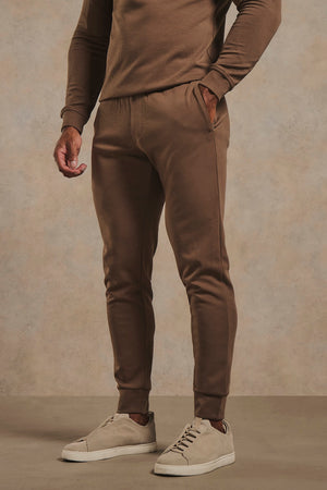 Interlock Sweat Joggers in Cappuccino