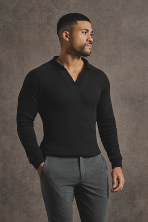 Textured Buttonless Polo Shirt in Black