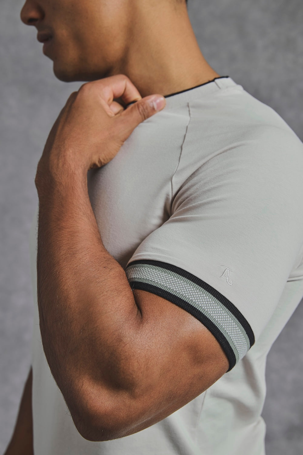 Tipped Fashion Fit T-Shirt in Stone and Mushroom