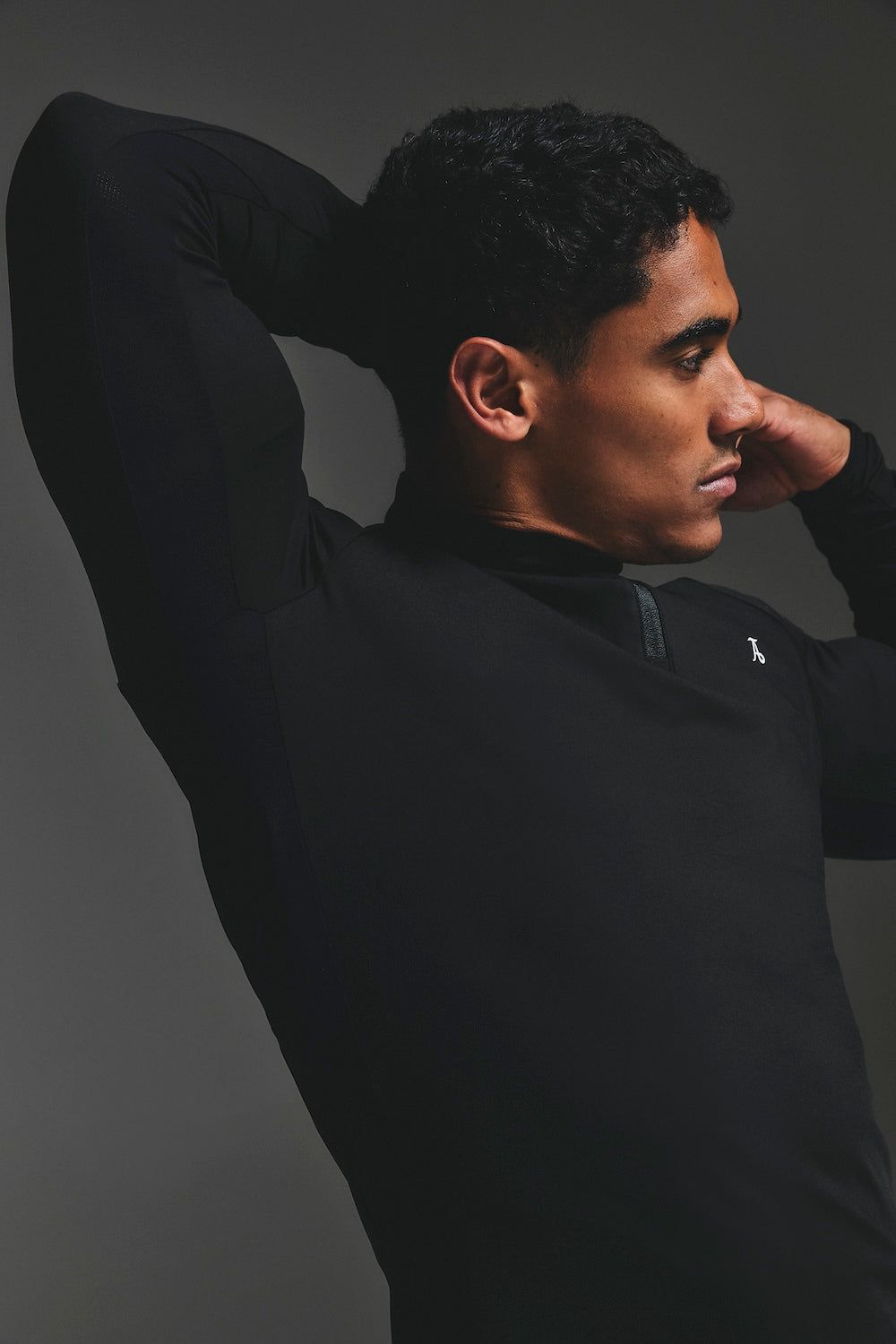 Training Quarter Zip in Black