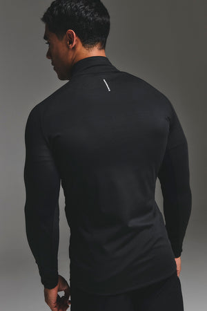 Training Quarter Zip in Black