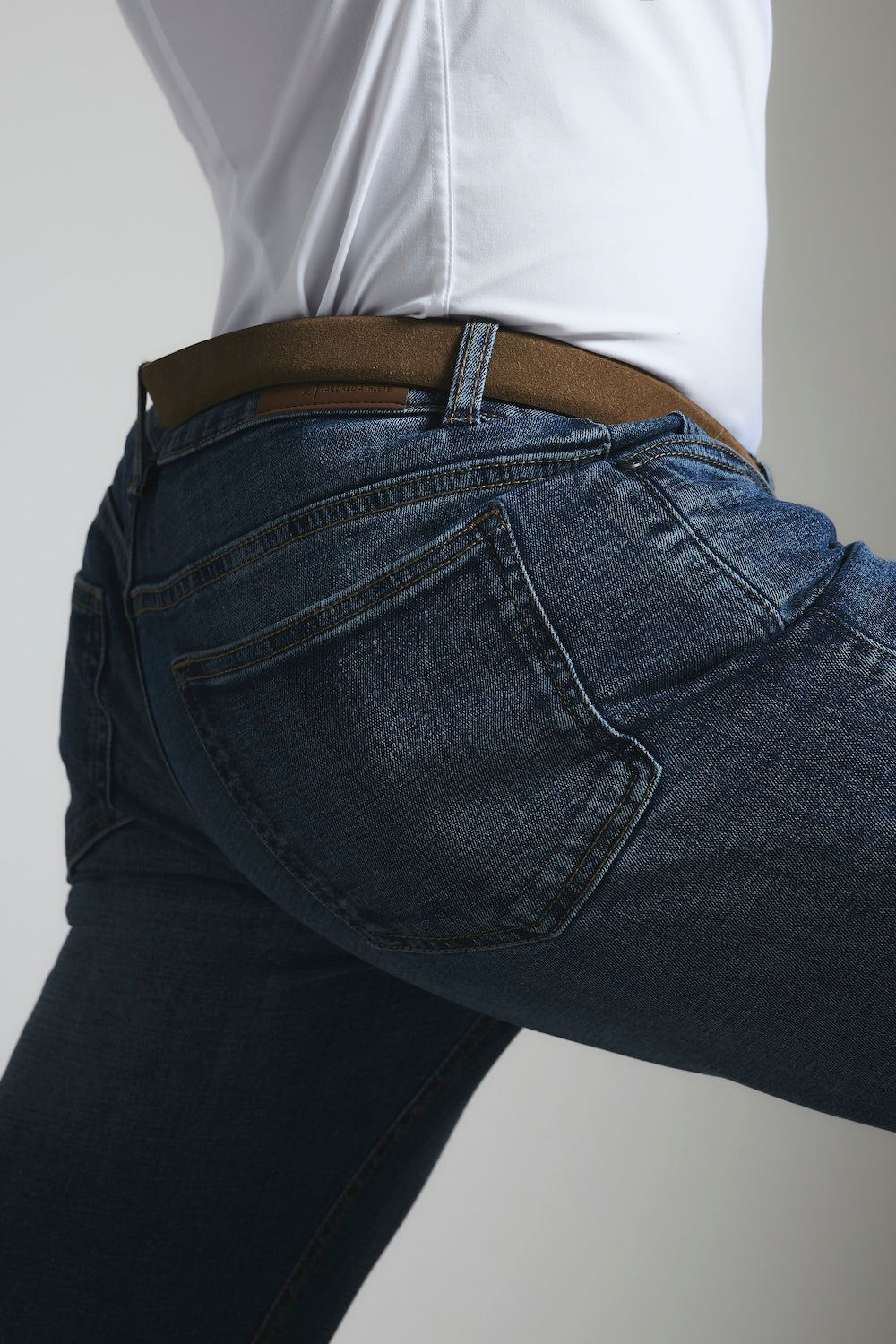 Muscle Fit Stretch Jeans in Mid Blue
