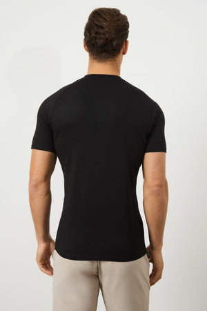 7 Pack Muscle Fit Crew Neck T-Shirt in Black - TAILORED ATHLETE - ROW