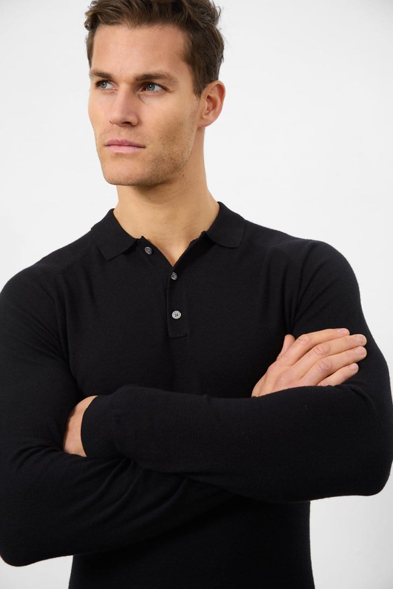 Knitted Polo Shirt in Black - TAILORED ATHLETE - ROW