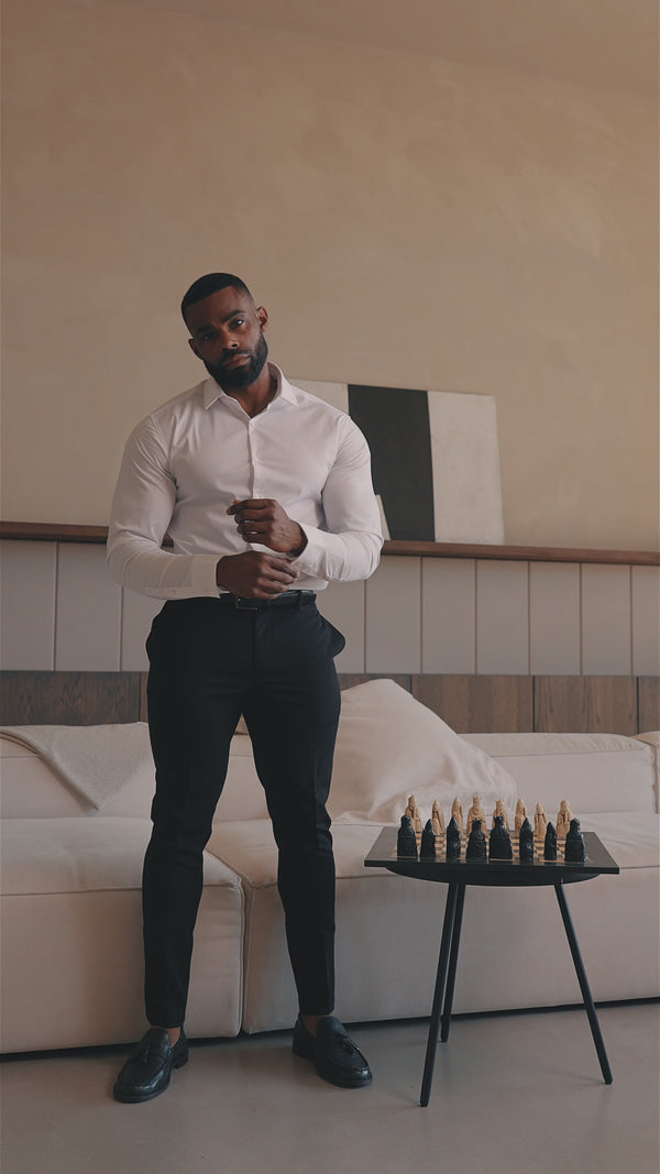 Muscle Fit Dress Shirt in Light Blue