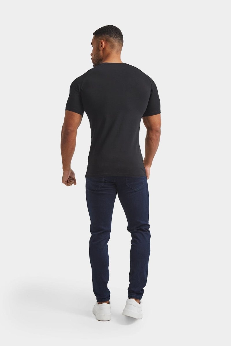 Premium Muscle Fit V-Neck in Black - TAILORED ATHLETE - ROW
