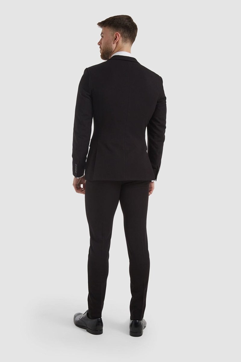 True Muscle Fit Suit Jacket in Black - TAILORED ATHLETE - ROW
